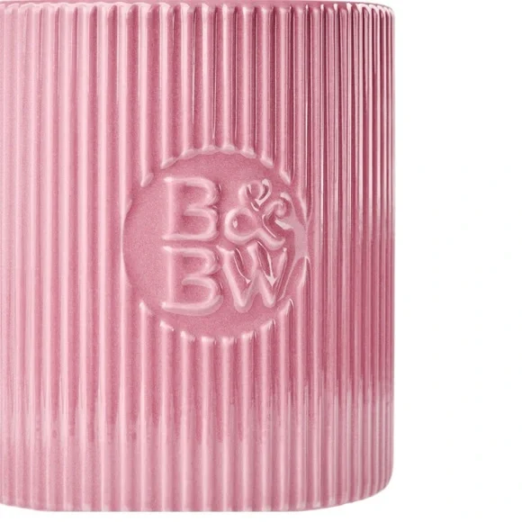 BBW Lavender & Hinoki Single-Wick Candle - Picture 2 of 8